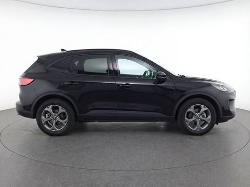 Used 2023 Ford Escape ST-Line AWD/4WD image 8