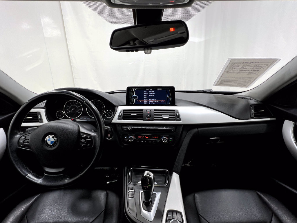 Used 2013 BMW 328i xDrive Sedan AWD/4WD image 19