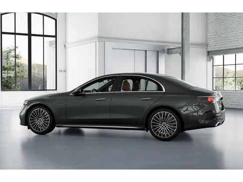 New 2026 Mercedes-Benz E 450 4MATIC Sedan image 32