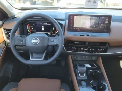 New 2026 Nissan Rogue Platinum w/ Platinum Premium Package image 8