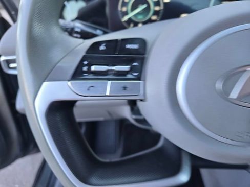 Used 2024 Hyundai Elantra Blue FWD image 23