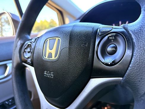 Used 2012 Honda Civic LX image 9