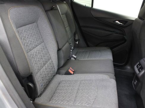 Used 2024 Chevrolet Equinox LT AWD/4WD image 19