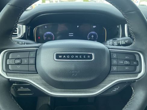 Used 2022 Jeep Wagoneer Series III w/ Flexible Seating Group image 13