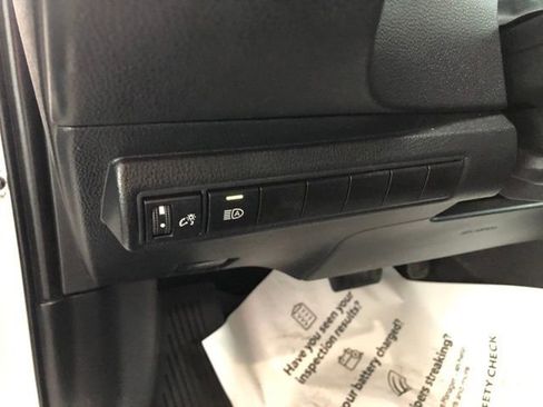 Used 2024 Toyota Corolla LE image 11