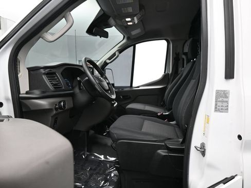 Used 2024 Ford Transit 250 Low Roof w/ Exterior Upgrade Package RWD image 11