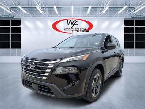 Used 2025 Nissan Rogue SV FWD image 8