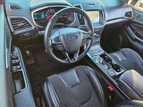 Used 2019 Ford Edge ST w/ Equipment Group 401A image 10