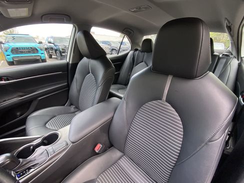 Used 2024 Toyota Camry SE FWD image 20