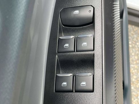 New 2026 Ford Maverick XL image 16