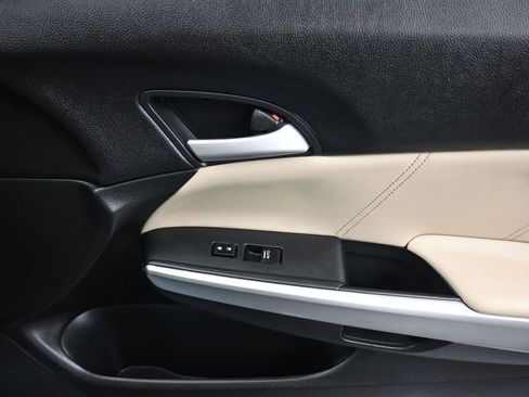 Used 2015 Honda Crosstour EX-L image 42