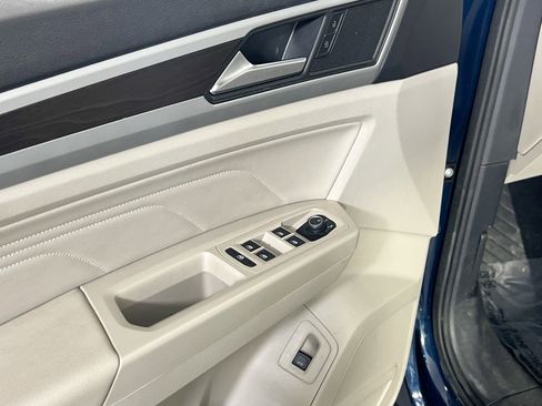 Used 2023 Volkswagen Atlas SE AWD/4WD image 17