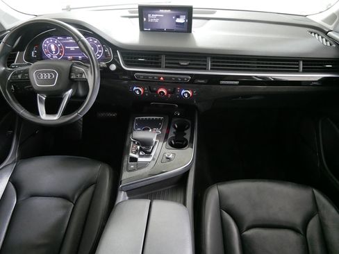 Used 2019 Audi Q7 3.0T Premium Plus AWD/4WD image 10