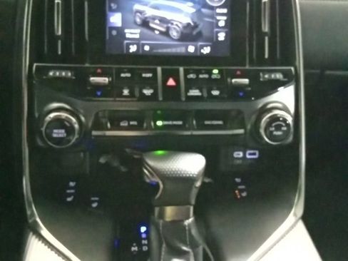 Used 2024 Lexus LX 600 F Sport AWD/4WD image 23