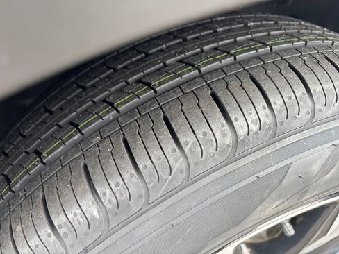 Used 2023 Chevrolet TrailBlazer LT w/ Convenience Package image 32