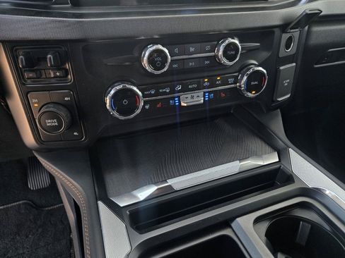 Used 2024 Ford F450 Platinum AWD/4WD image 30