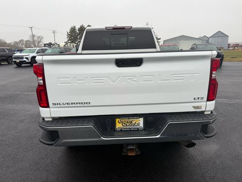 Used 2022 Chevrolet Silverado 2500 LTZ image 4