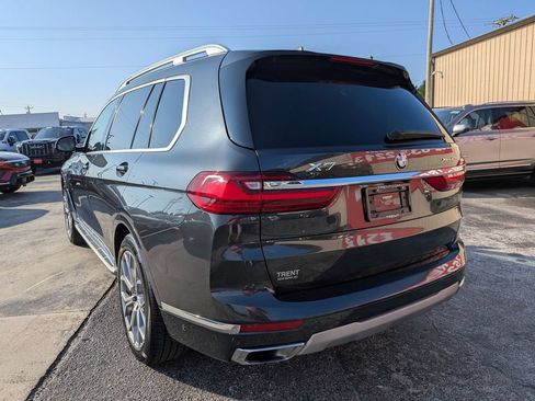 Used 2021 BMW X7 xDrive40i w/ Parking Assistance Package AWD/4WD image 2