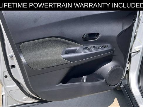 Used 2020 Nissan Kicks S FWD image 16