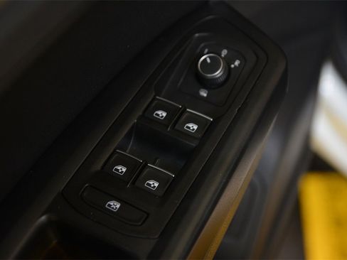 Used 2019 Volkswagen Atlas SE image 12