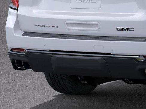 New 2026 GMC Yukon XL Denali Ultimate w/ LPO, Floor Liner Package AWD/4WD image 14
