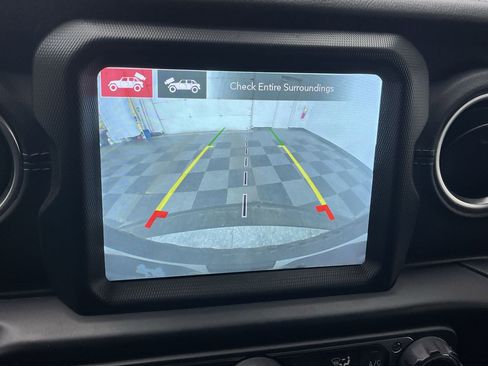 Used 2021 Jeep Wrangler Unlimited Rubicon 4xe w/ Steel Bumper Group image 6