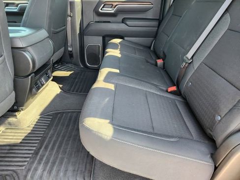 Used 2025 Chevrolet Silverado 1500 LT image 32