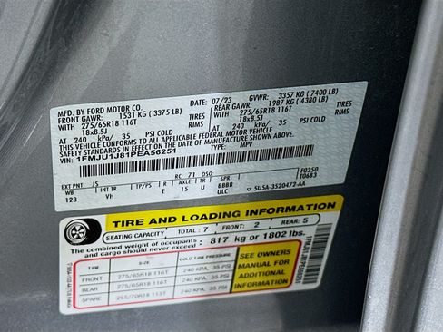 Used 2023 Ford Expedition XLT AWD/4WD image 12