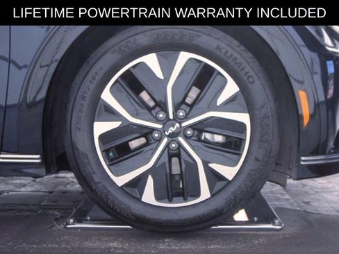 Used 2023 Kia EV6 Wind RWD image 17