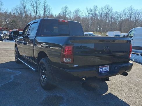 Used 2016 RAM 1500 Sport w/ Black Ram 1500 Sport Group image 9