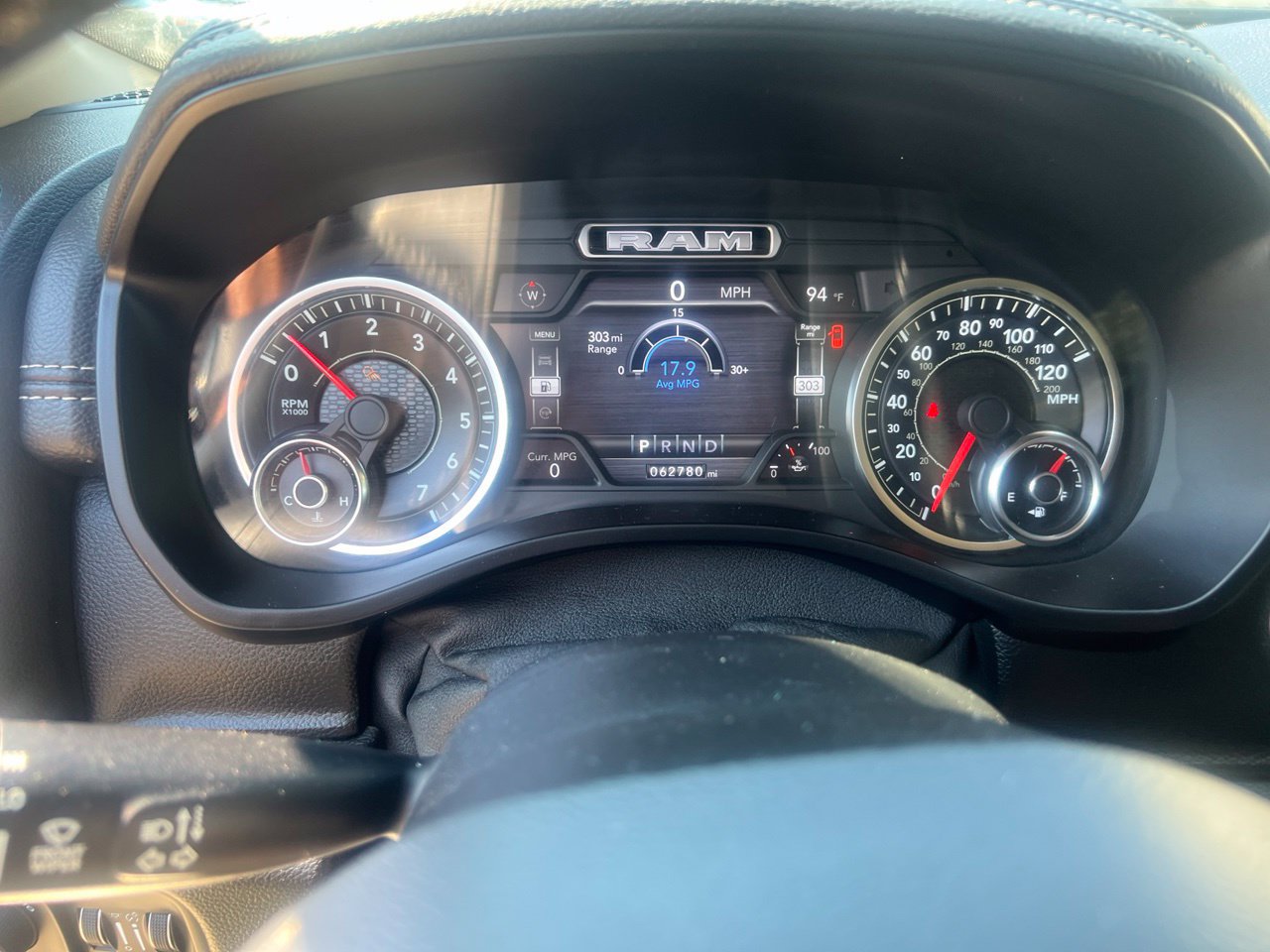 Used 2019 RAM 1500 Laramie AWD/4WD image 14
