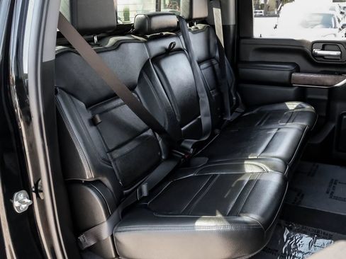 Used 2020 GMC Sierra 2500 Denali w/ Denali Ultimate Package AWD/4WD image 40