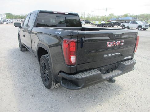 New 2026 GMC Sierra 1500 Elevation image 9