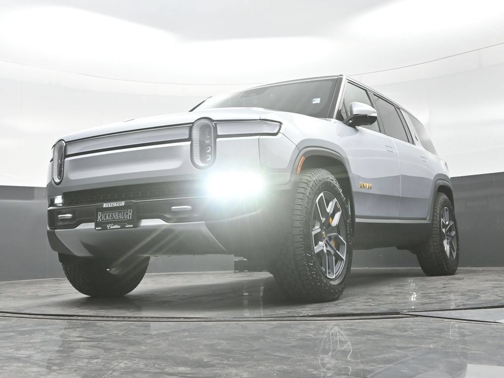 Used 2023 Rivian R1S Adventure Quad AWD/4WD image 27