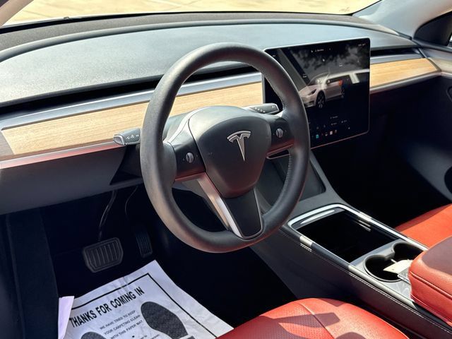 Used 2023 Tesla Model Y Long Range AWD/4WD image 22