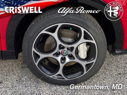 New 2024 Alfa Romeo Tonale Ti image 12