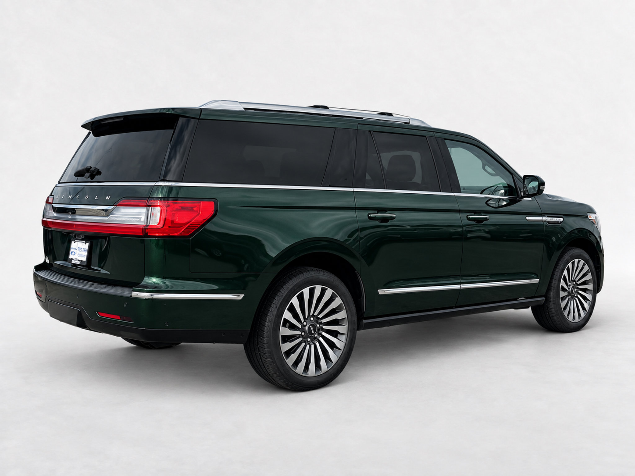 Used 2021 Lincoln Navigator L Reserve w/ Luxury Package AWD/4WD image 16