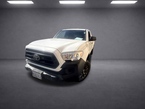 Used 2020 Toyota Tacoma SR RWD image 3