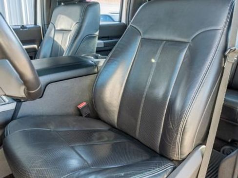 Used 2015 Ford F250 Lariat w/ Lariat Ultimate Package image 19