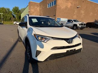 Used 2016 Toyota RAV4 LE FWD video 2