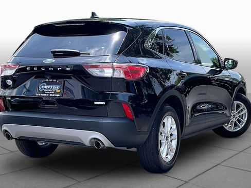 Used 2021 Ford Escape SE FWD image 13
