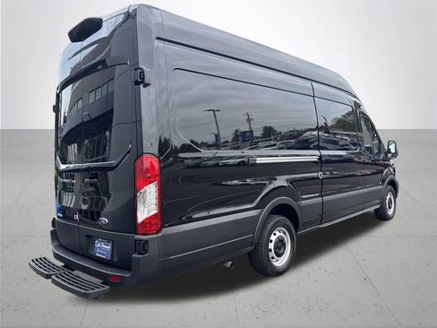 Used 2023 Ford Transit 250 148 High Roof Extended w/ Load Area Protection Package RWD image 6