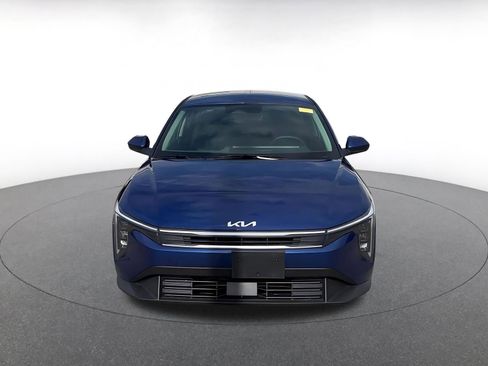 Used 2025 Kia K4 FWD image 3
