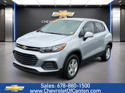 Used 2022 Chevrolet Trax LS w/ Tint and Cruise Package