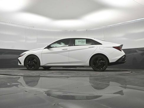 New 2026 Hyundai Elantra Sport FWD image 34