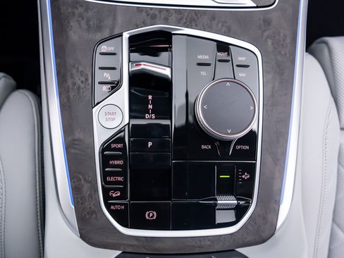 New 2026 BMW X5 xDrive50e w/ M Sport Package image 21