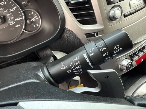 Used 2012 Subaru Outback 2.5i Premium w/ All-Weather Pkg image 29