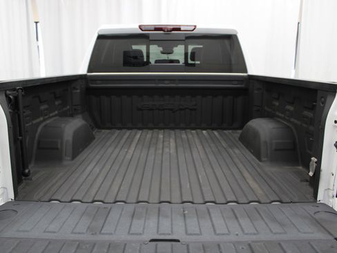 Used 2022 GMC Sierra 1500 AT4X image 26