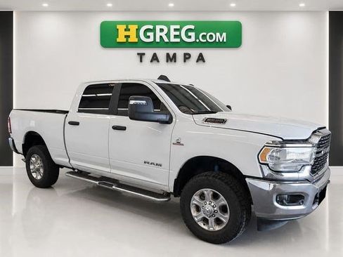 Used 2024 RAM 2500 Big Horn w/ Off Road Package AWD/4WD image 4