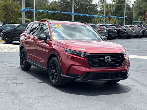 Used 2025 Honda CR-V Sport image 2